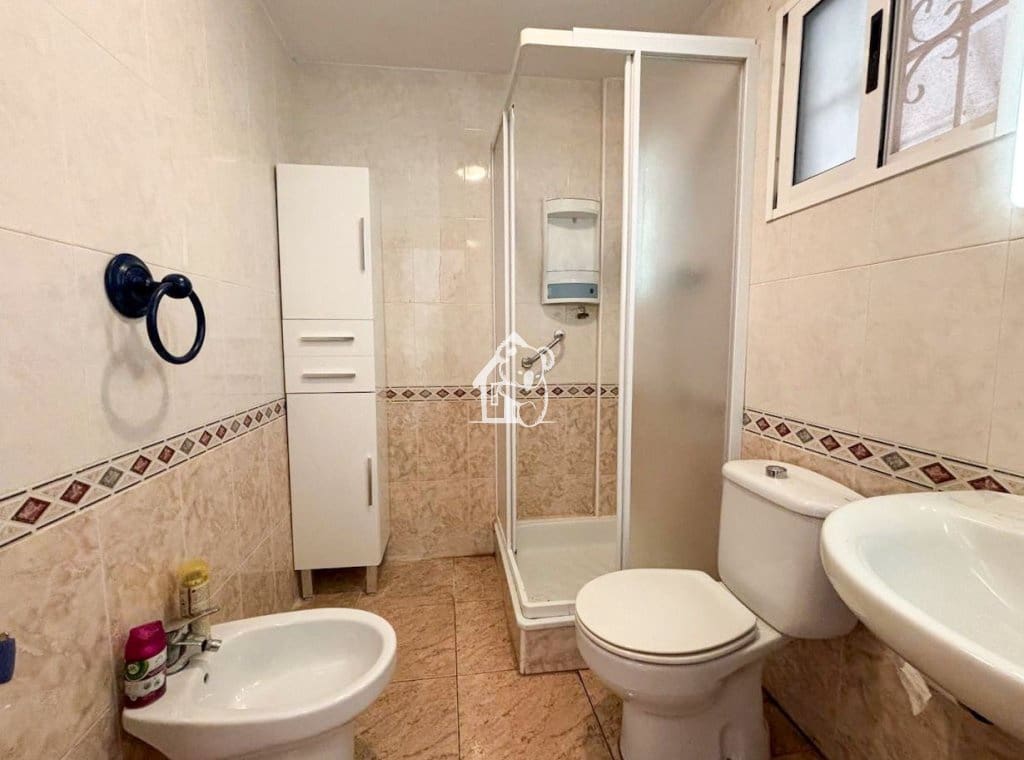2 makuuhuone Huoneisto vuokrattavana paikassa Torrevieja mukana uima-altaan - 750 € (Ref: 9382054)