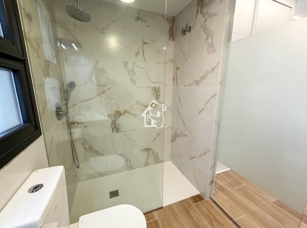 2 soveværelse Lejlighed til leje i Villamartin med swimmingpool garage - € 1.200 (Ref: 9384938)