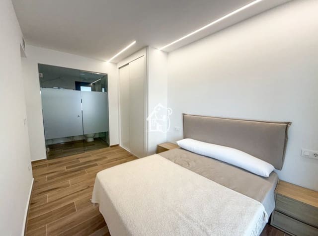 2 soveværelse Lejlighed til leje i Villamartin, Orihuela med swimmingpool garage - € 1.200 (Ref: 9384938)