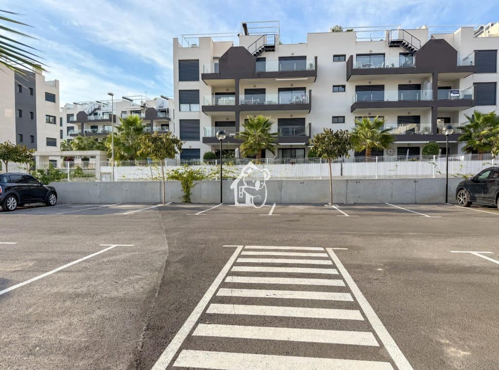 2 soveværelse Lejlighed til leje i Villamartin med swimmingpool garage - € 1.200 (Ref: 9384938)