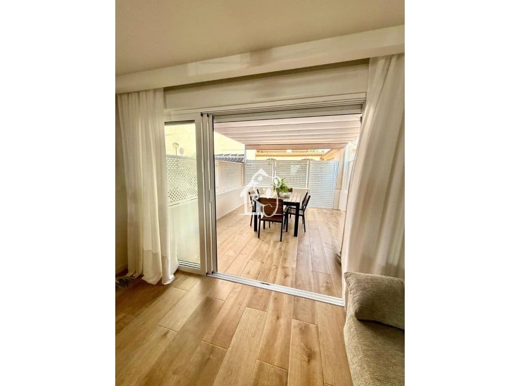 2 soverom Hus til leie i Dehesa de Campoamor - € 800 (Ref: 9386999)