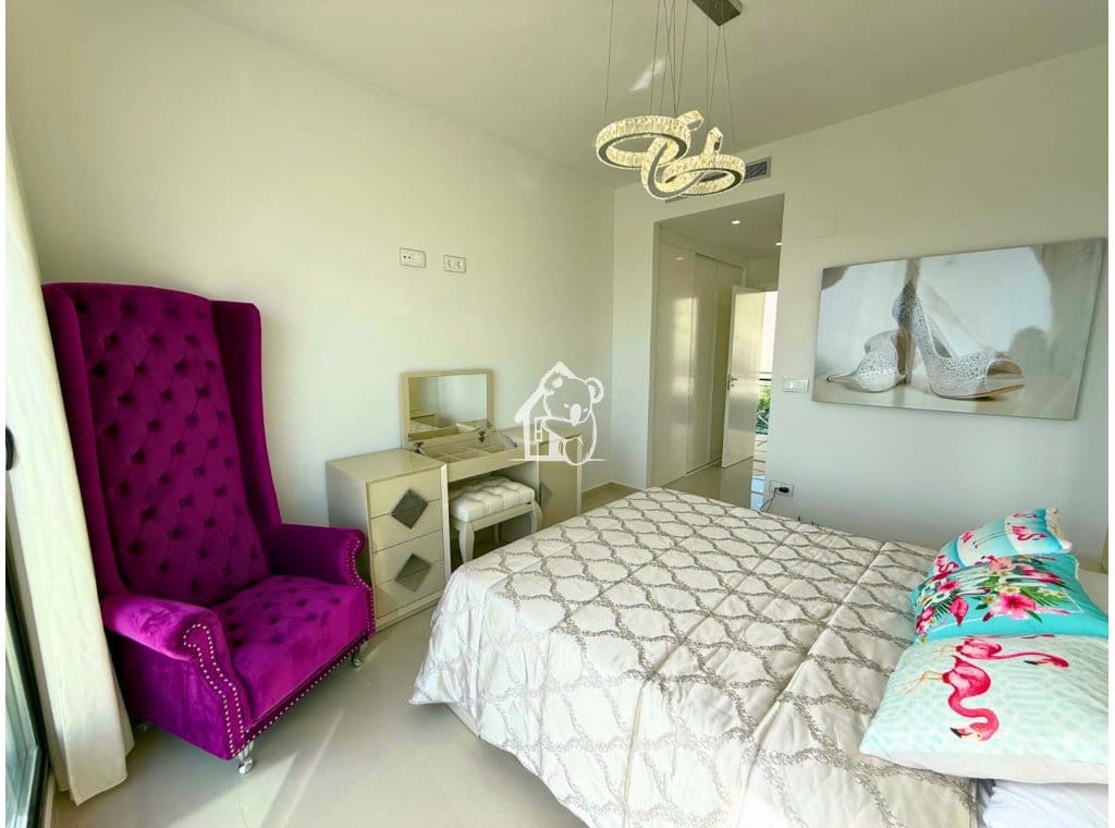 5 soveværelse Villa til salg i San Miguel de Salinas med swimmingpool garage - € 849.000 (Ref: 9387000)