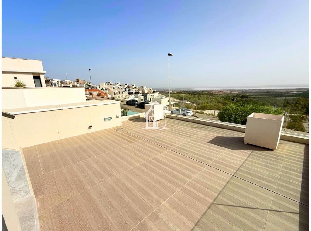 5 soveværelse Villa til salg i San Miguel de Salinas med swimmingpool garage - € 849.000 (Ref: 9387000)