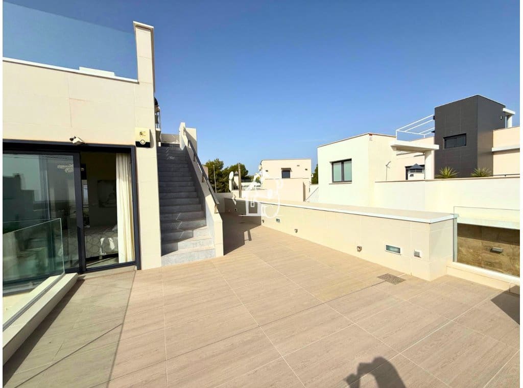 5 soveværelse Villa til salg i San Miguel de Salinas med swimmingpool garage - € 849.000 (Ref: 9387000)