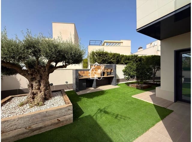 5 soveværelse Villa til salg i San Miguel de Salinas med swimmingpool garage - € 849.000 (Ref: 9387000)