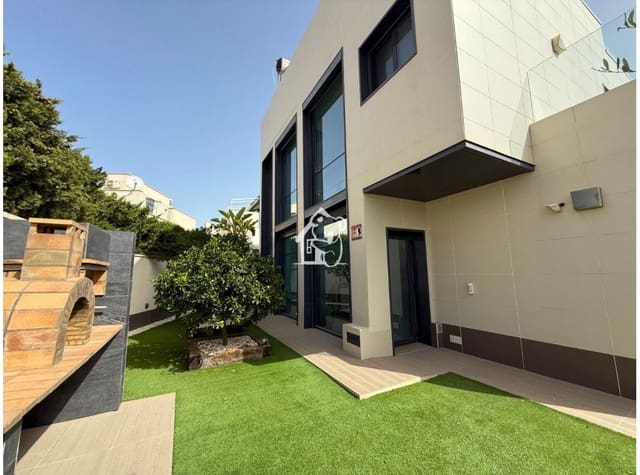 5 soveværelse Villa til salg i San Miguel de Salinas med swimmingpool garage - € 849.000 (Ref: 9387000)