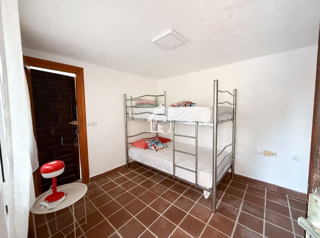 5 slaapkamer Villa te koop in Torrevieja met zwembad garage - € 889.980 (Ref: 9390032)