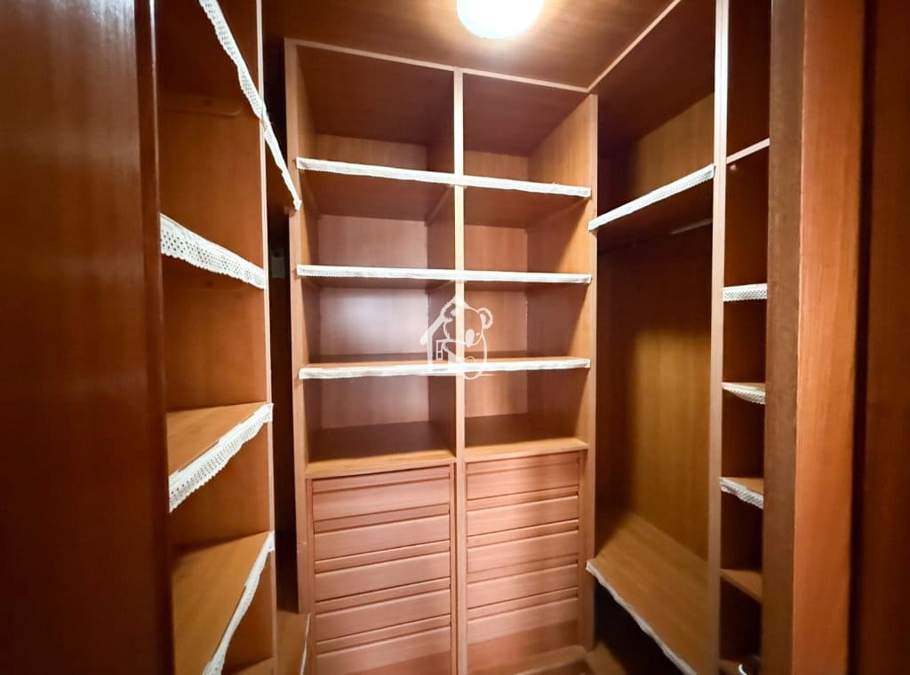 5 slaapkamer Villa te koop in Torrevieja met zwembad garage - € 889.980 (Ref: 9390032)