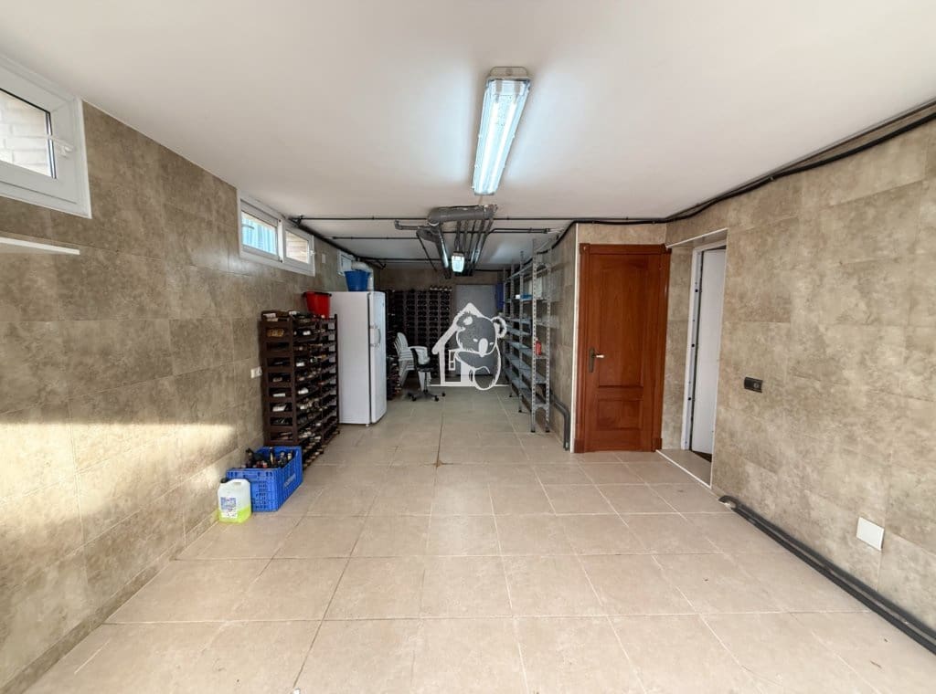5 slaapkamer Villa te koop in Torrevieja met zwembad garage - € 889.980 (Ref: 9390032)