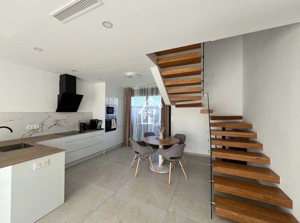 2 bedroom Villa for sale in Benijofar with pool - € 330,000 (Ref: 9395536)