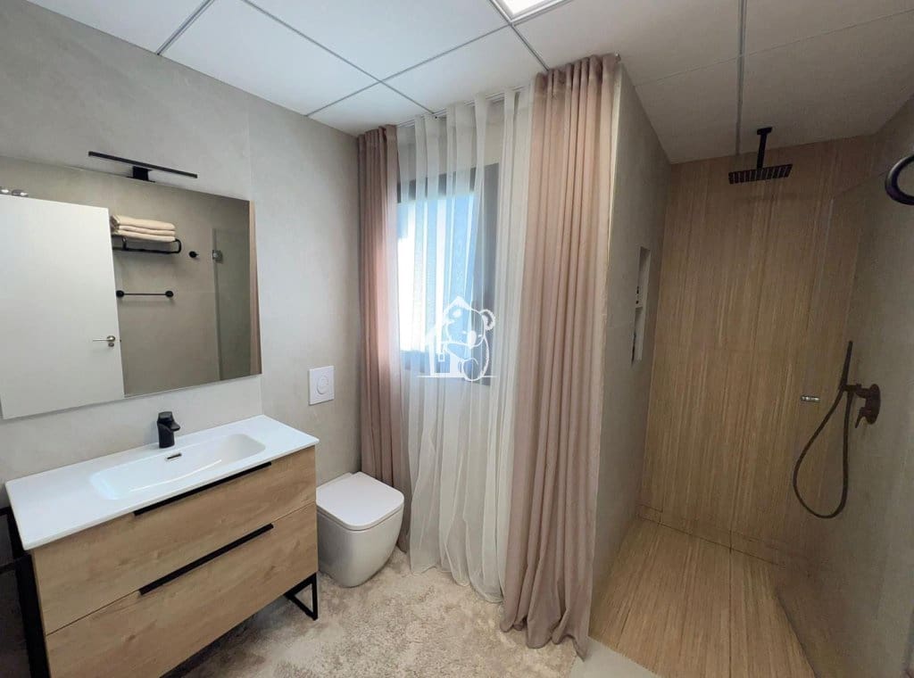 2 bedroom Villa for sale in Benijofar with pool - € 330,000 (Ref: 9395536)