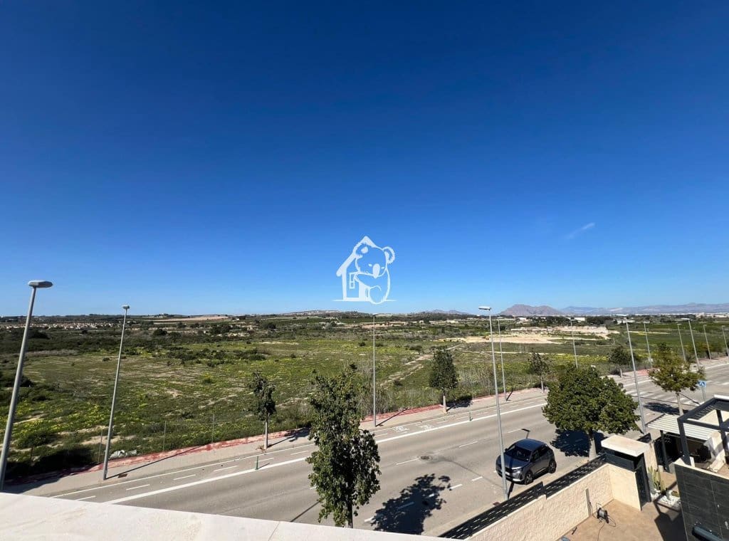 2 bedroom Villa for sale in Benijofar with pool - € 330,000 (Ref: 9395536)