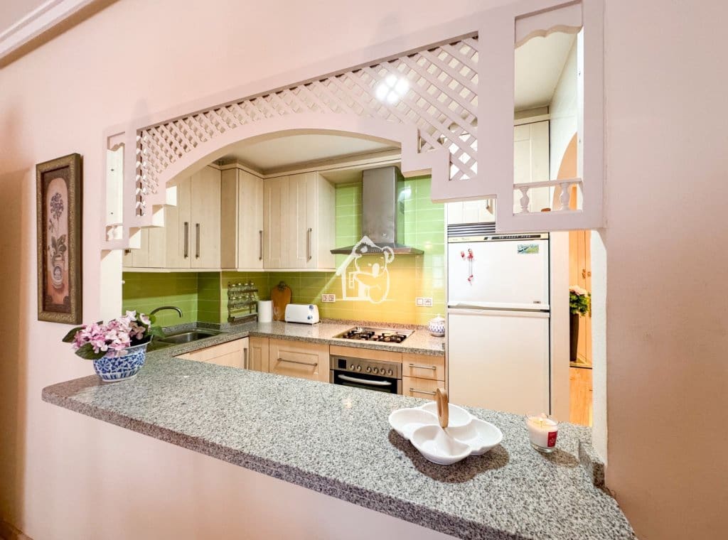 2 sypialnia Apartament do wynajęcia w Torrevieja - 850 € (Ref: 9395537)