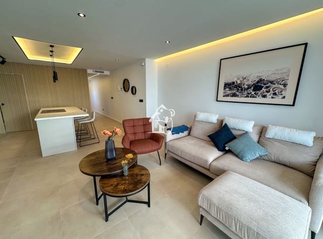 3 bedroom Penthouse for rent in Playa de los Locos, Torrevieja with garage - € 2,000 (Ref: 9398004)