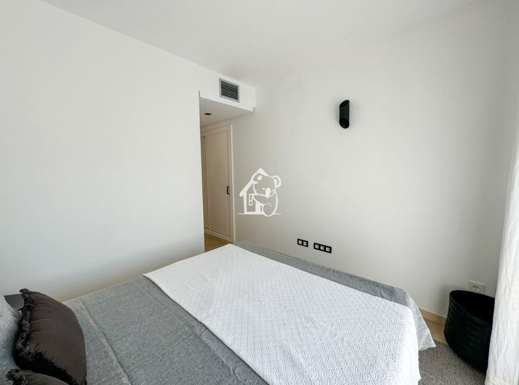 2 bedroom Apartment for rent in San Miguel de Salinas with pool - € 1,250 (Ref: 9398005)