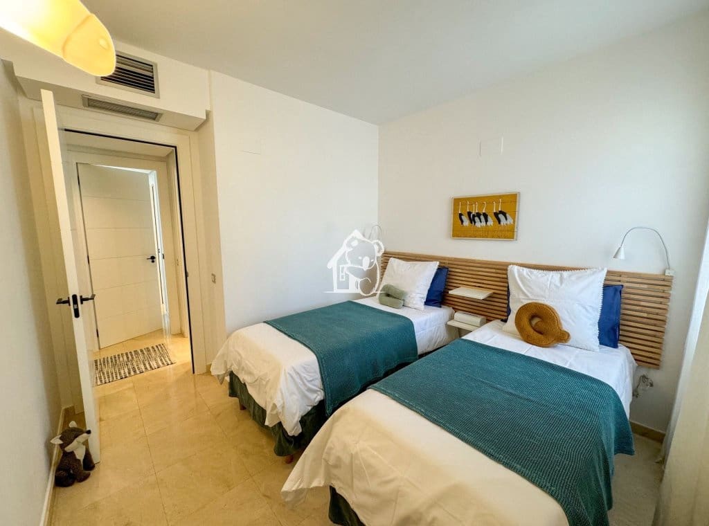 2 bedroom Apartment for rent in San Miguel de Salinas with pool - € 1,250 (Ref: 9398005)