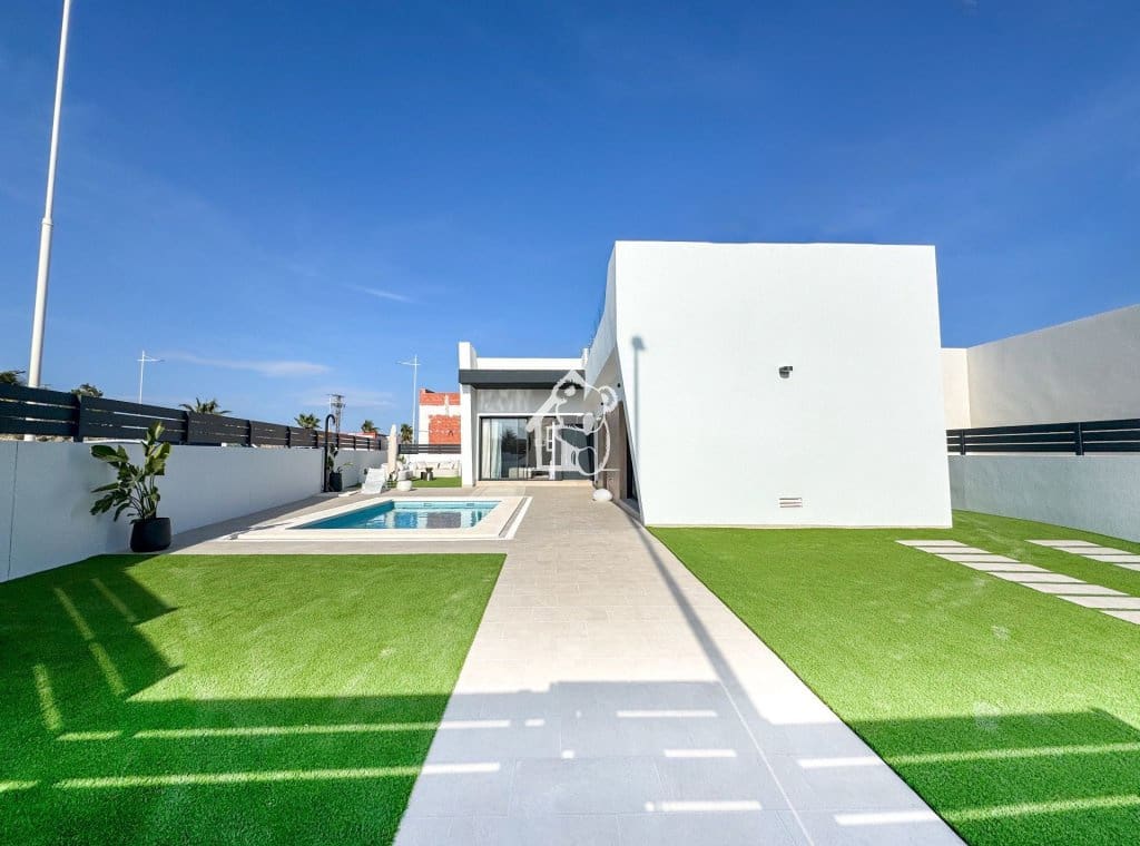 3 chambre Villa/Maison à vendre à San Miguel de Salinas avec piscine - 429 900 € (Ref: 9402787)