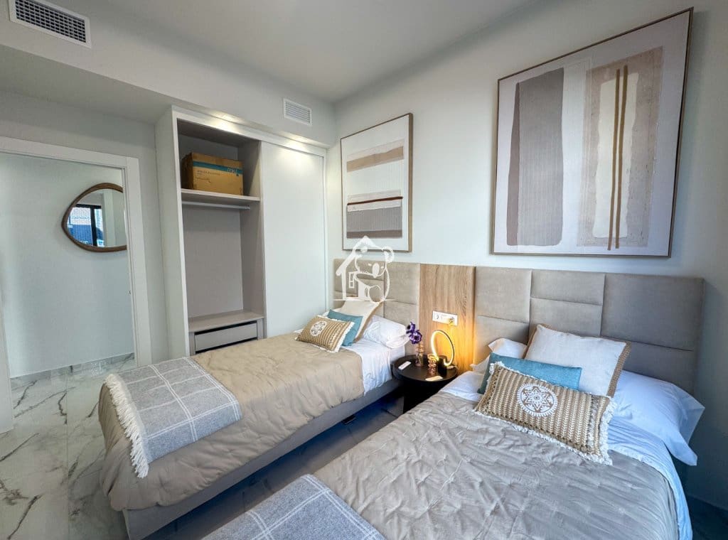 3 Zimmer Villa zu verkaufen in Ciudad Quesada mit Pool - 496.000 € (Ref: 9402788)