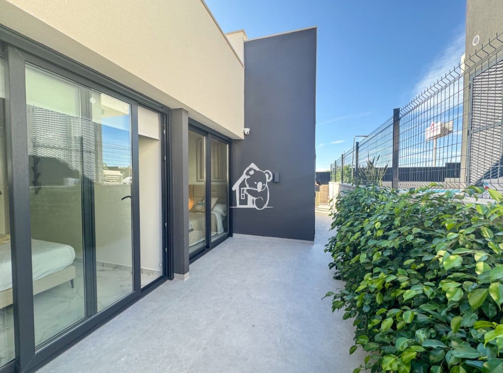 3 Zimmer Villa zu verkaufen in Ciudad Quesada mit Pool - 496.000 € (Ref: 9402788)