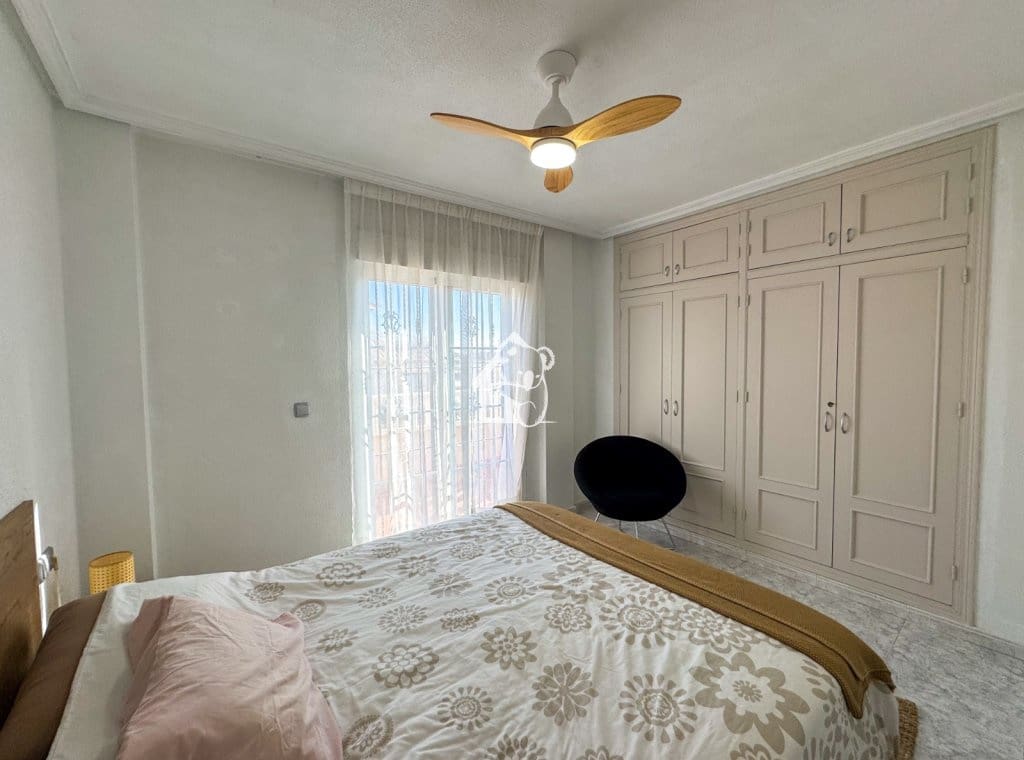 2 bedroom Townhouse for rent in Cabo Roig with pool - € 1,050 (Ref: 9402791)