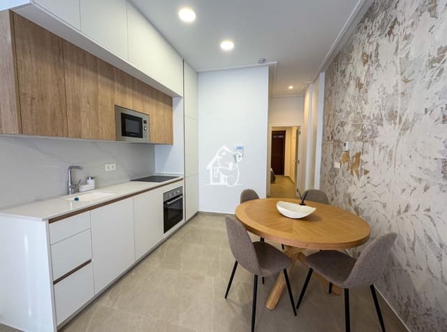 1 slaapkamer Strandappartement te huur in Gaspar Perelló, Torrevieja met zwembad - € 800 (Ref: 9402920)