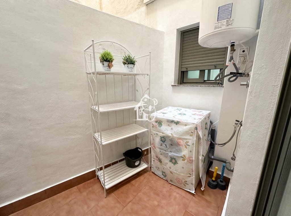2 bedroom Flat for rent in Guardamar del Segura with garage - € 900 (Ref: 9403025)