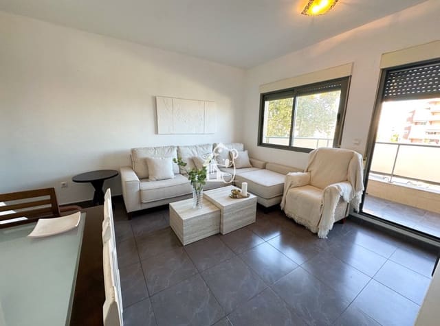 2 bedroom Flat for rent in Zona Pueblo, Guardamar del Segura with garage - € 900 (Ref: 9403025)