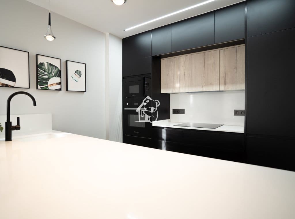 3 bedroom Townhouse for sale in Torrevieja with pool garage - € 349,900 (Ref: 9406060)