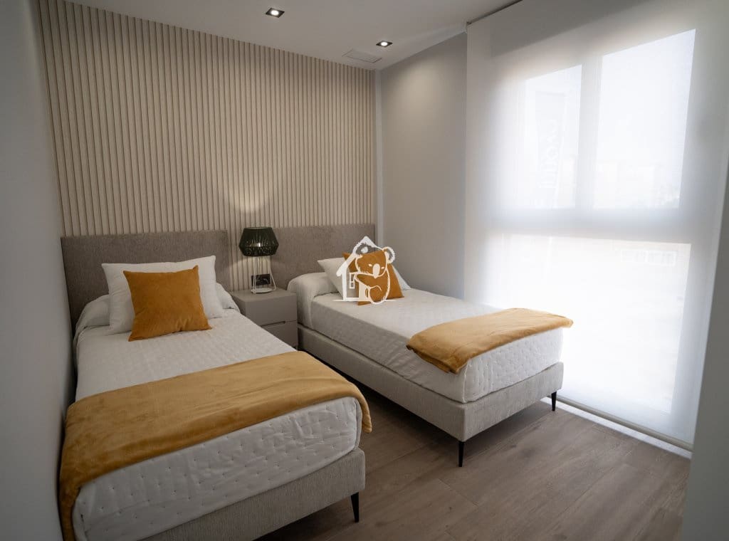 3 bedroom Townhouse for sale in Torrevieja with pool garage - € 349,900 (Ref: 9406060)