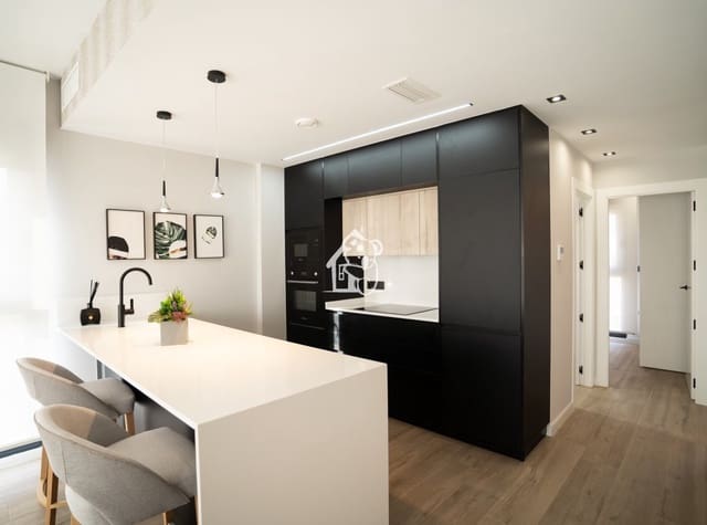 3 bedroom Townhouse for sale in Aguas Nuevas, Torrevieja with pool garage - € 349,900 (Ref: 9406060)