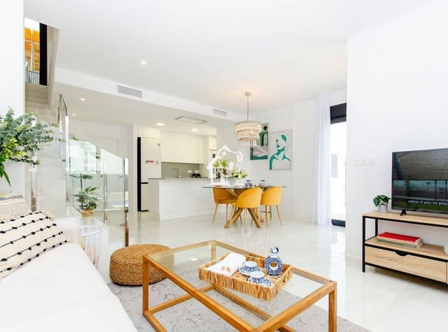 3 slaapkamer Villa te koop in Desamparados - Hurchillo - Torremendo, Orihuela met zwembad - € 365.000 (Ref: 9410323)