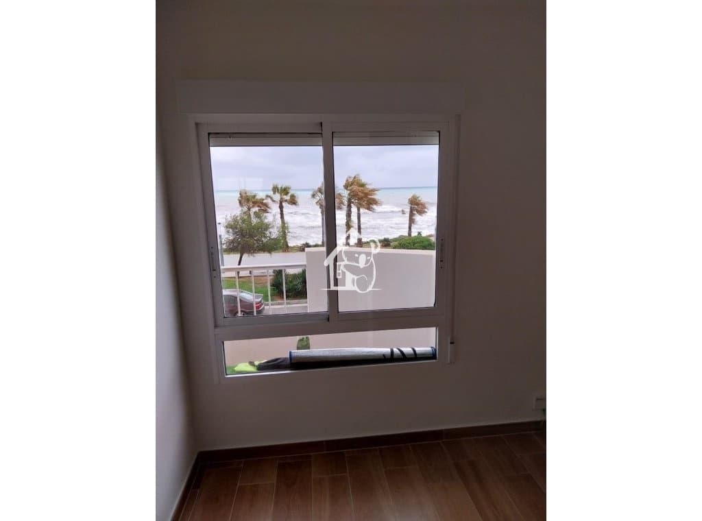 3 sypialnia Apartament do wynajęcia w Torrevieja z basenem - 1 200 € (Ref: 9413420)