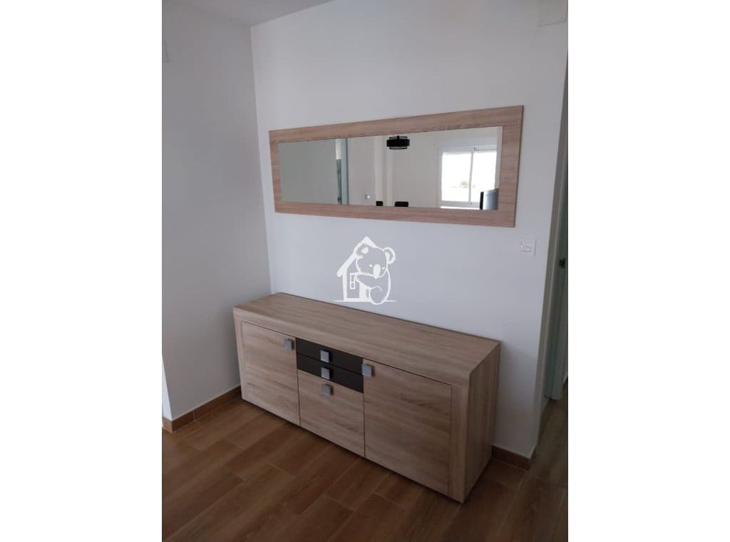 3 sypialnia Apartament do wynajęcia w Torrevieja z basenem - 1 200 € (Ref: 9413420)