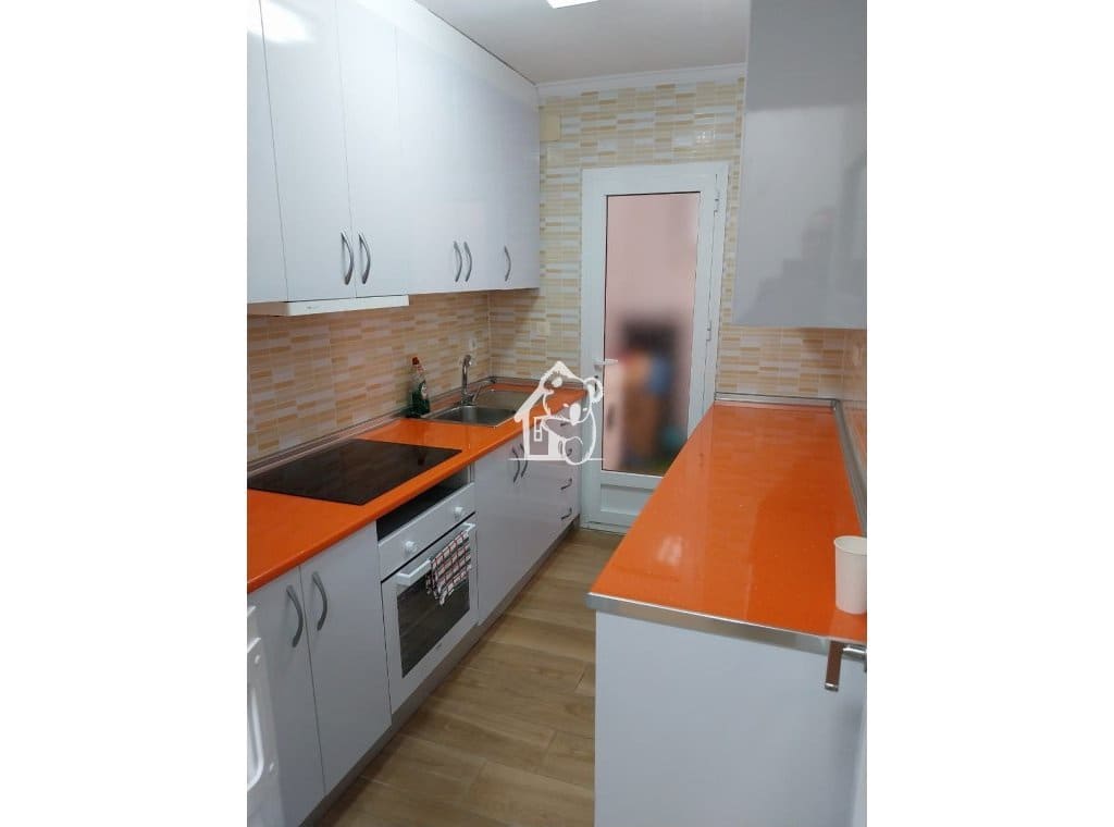 3 sypialnia Apartament do wynajęcia w Torrevieja z basenem - 1 200 € (Ref: 9413420)