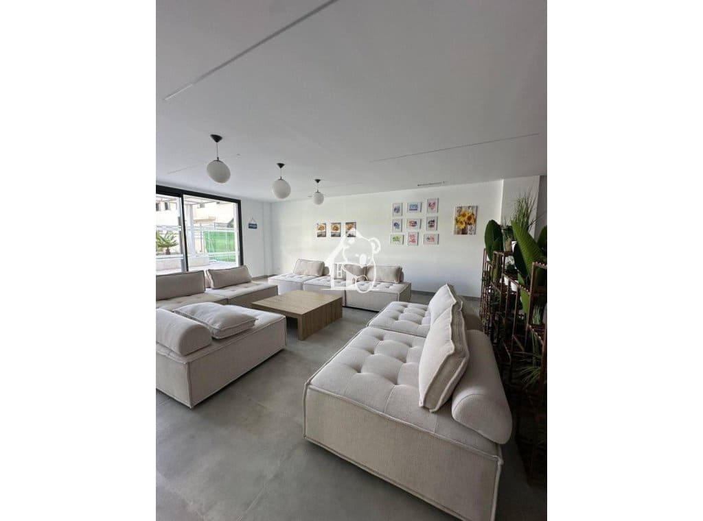 2 soveværelse Lejlighed til leje i Dehesa de Campoamor med swimmingpool garage - € 1.350 (Ref: 9413423)