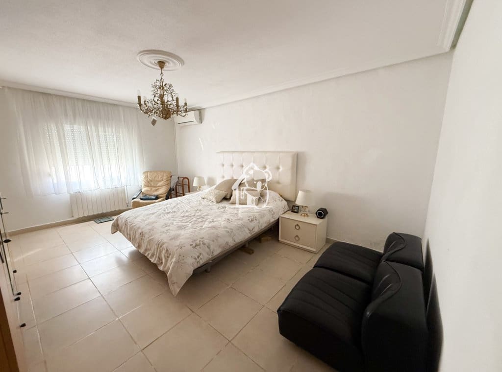 3 bedroom Villa for rent in Pilar de la Horadada with pool - € 2,000 (Ref: 9415489)