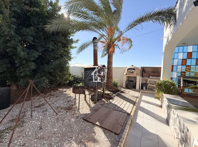 3 bedroom Villa for rent in Pilar de la Horadada ciudad, Pilar de la Horadada with pool - € 2,000 (Ref: 9415489)