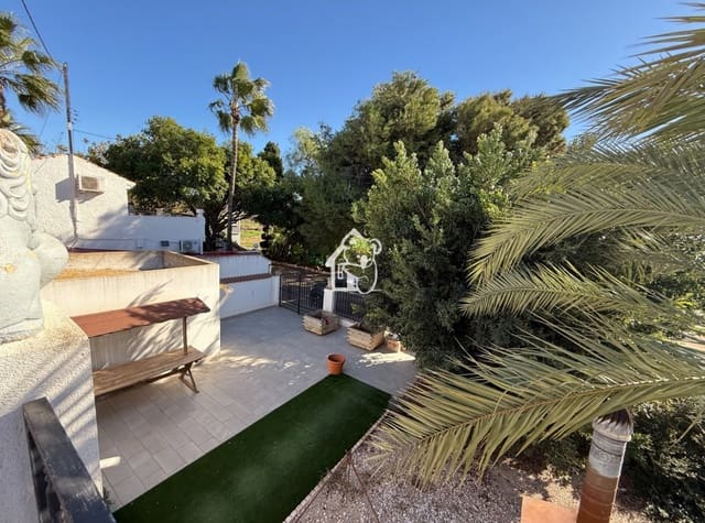 3 bedroom Villa for rent in Pilar de la Horadada ciudad, Pilar de la Horadada with pool - € 2,000 (Ref: 9415489)