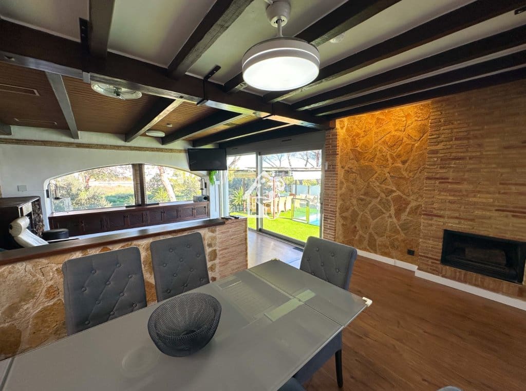 Chalet de 3 habitaciones en Orihuela Costa en venta con piscina garaje - 460.000 € (Ref: 9415491)