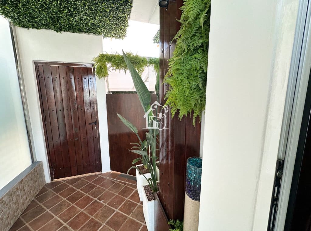 Chalet de 3 habitaciones en Orihuela Costa en venta con piscina garaje - 460.000 € (Ref: 9415491)