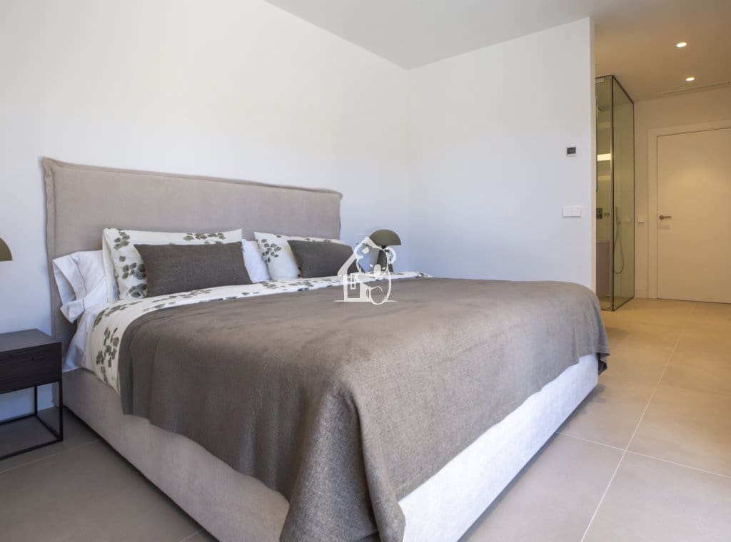 3 slaapkamer Villa te koop in Dehesa de Campoamor met zwembad - € 750.000 (Ref: 9415492)