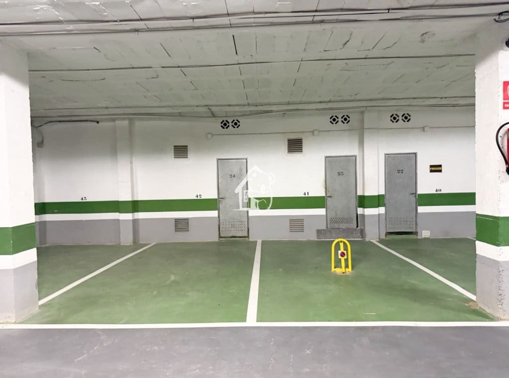 Appartement de Plage de 2 chambres à louer à Torrevieja avec piscine garage - 850 € (Ref: 9415493)