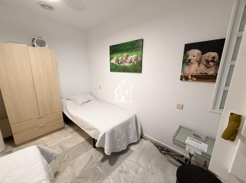 Appartement de Plage de 2 chambres à louer à Torrevieja avec piscine garage - 850 € (Ref: 9415493)