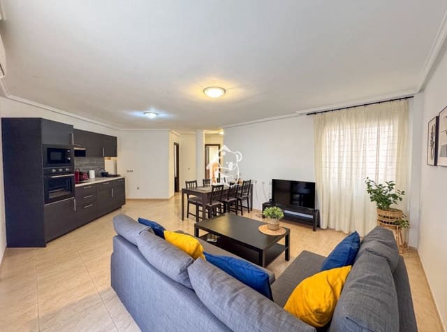 3 slaapkamer Appartement te huur in Centro, Torrevieja met zwembad - € 900 (Ref: 9419089)