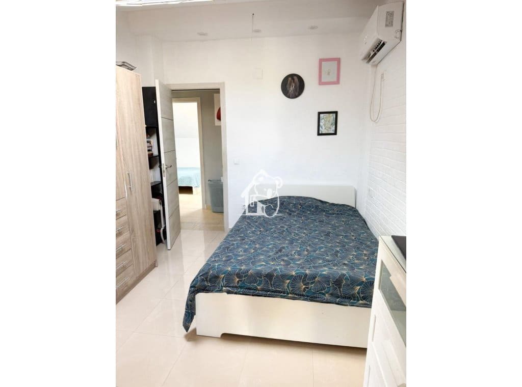 5 slaapkamer Villa te huur in Torrevieja met garage - € 1.800 (Ref: 9419090)