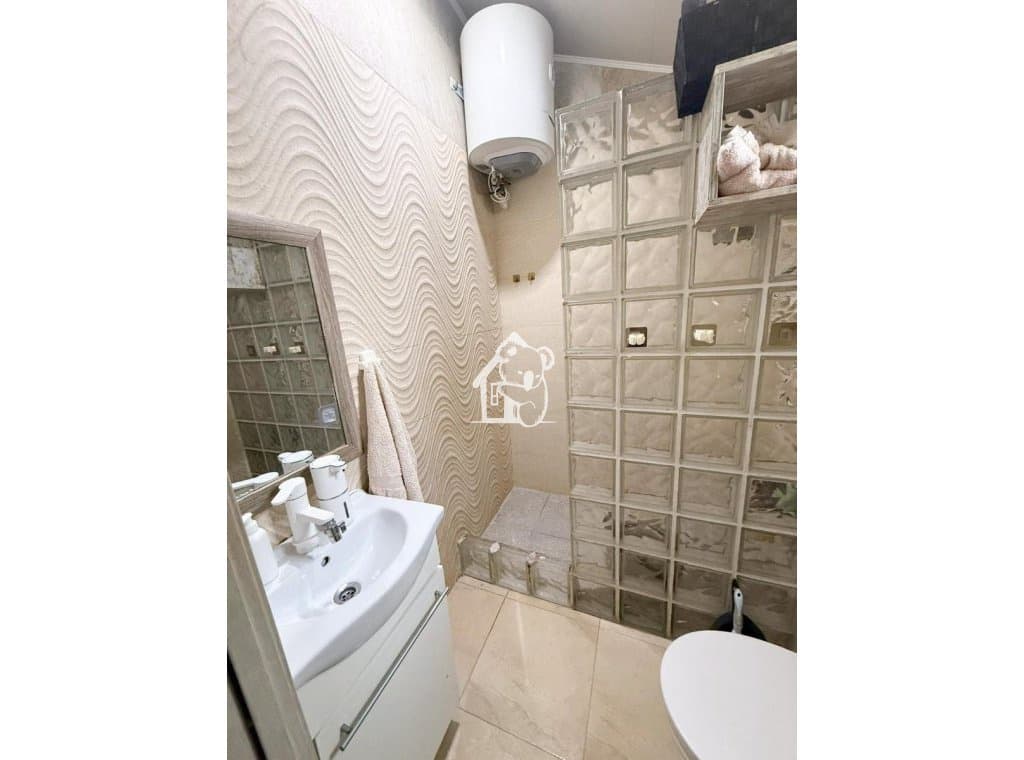 5 slaapkamer Villa te huur in Torrevieja met garage - € 1.800 (Ref: 9419090)