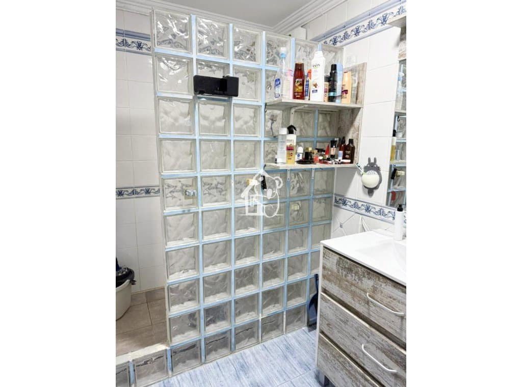 5 slaapkamer Villa te huur in Torrevieja met garage - € 1.800 (Ref: 9419090)