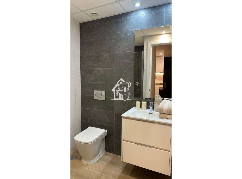 2 sovrum Lägenhet att hyra i Torrevieja med pool garage - 2 200 € (Ref: 9419091)