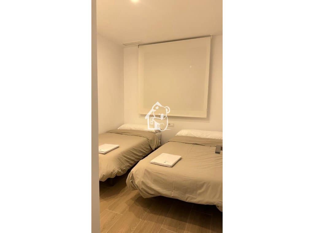 2 sovrum Lägenhet att hyra i Torrevieja med pool garage - 2 200 € (Ref: 9419091)