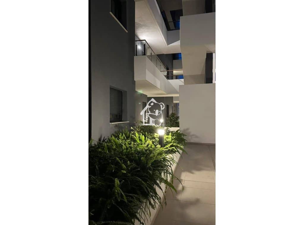 2 sovrum Lägenhet att hyra i Torrevieja med pool garage - 2 200 € (Ref: 9419091)